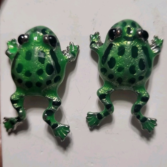 Green Frog Stud Earrings‎ Animal Lover Jewelry Gift Cute Unique Fun Enamel - Picture 2 of 4